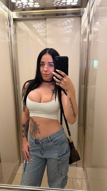 Hotgirlmeg desnuda leaked private content
