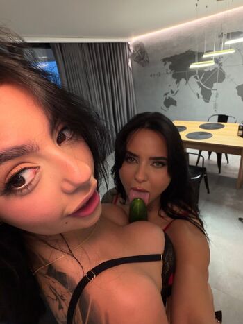 Haesicks / leaked private content