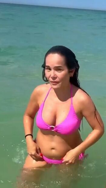 B u l o c h k a/ leaked private content