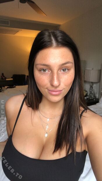 Dimpleshawtyy/ leaked private content