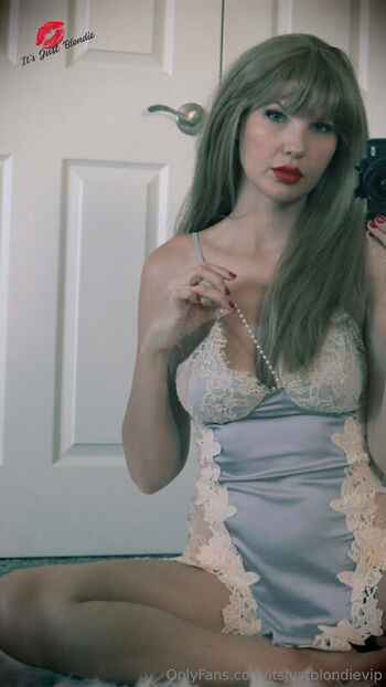 Emma rylands nee mckeen/ leaked private content