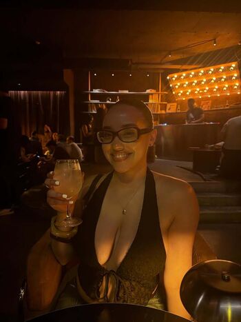 Itsqueennovaa leaked private content