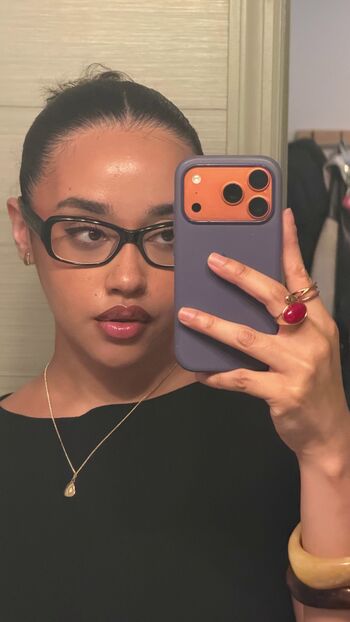 Itsqueennovaa leaked private content