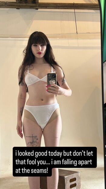Haesicks / leaked private content