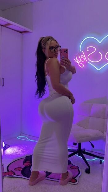 Ivysky leaked private content