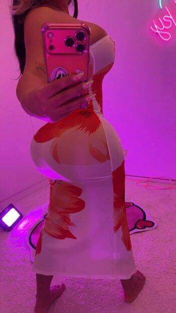 Ivysky leaked private content