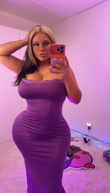 Ivysky leaked private content