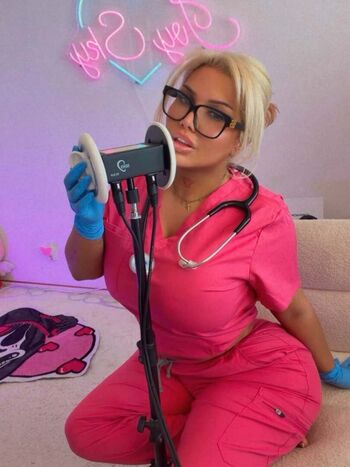 Ivysky leaked private content