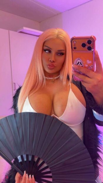 Ivysky leaked private content