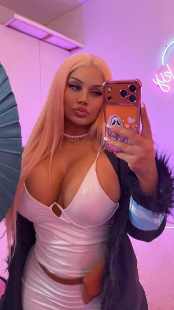 Ivysky leaked private content
