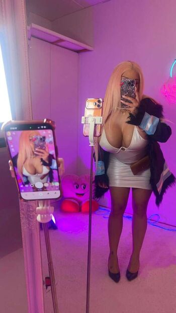 Ivysky leaked private content