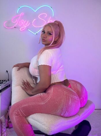 Ivysky leaked private content