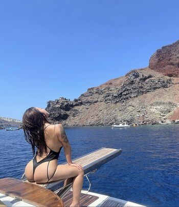 Haesicks / leaked private content