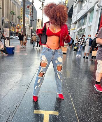 Valentina sime/ leaked private content