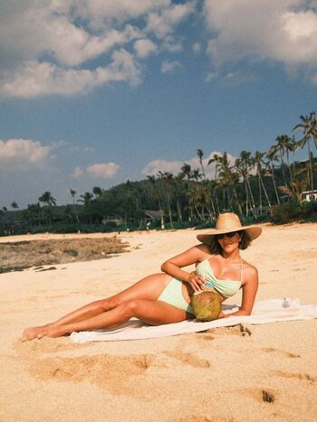 Hjen/ leaked private content