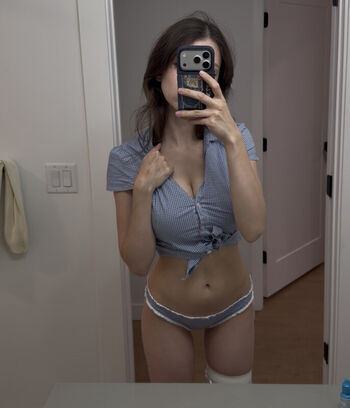 Julia logan/ leaked private content