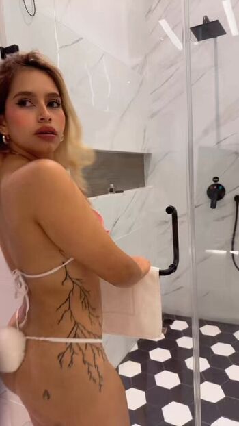 Mia lobo/ leaked private content
