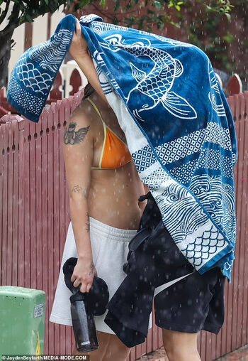 Julia logan/ leaked private content