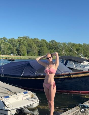 Julia logan/ leaked private content