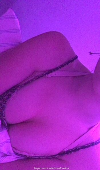 Yourlilangelmia nude leaked private content