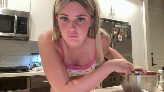 Miss adrienne park/ leaked private content