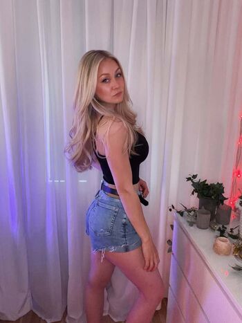 Kandyland leaked private content