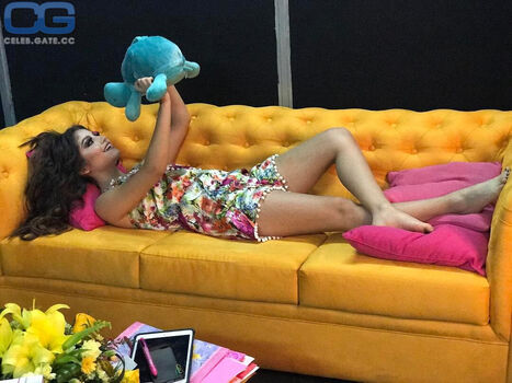 Karol sevilla leaked private content