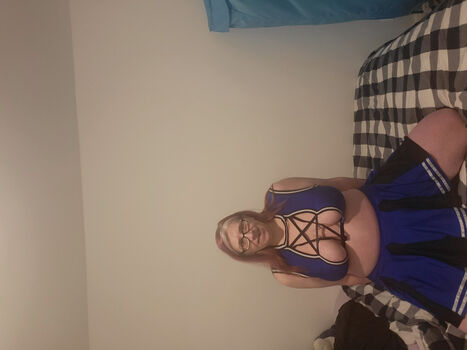 Elena daniela ungureanu/ leaked private content