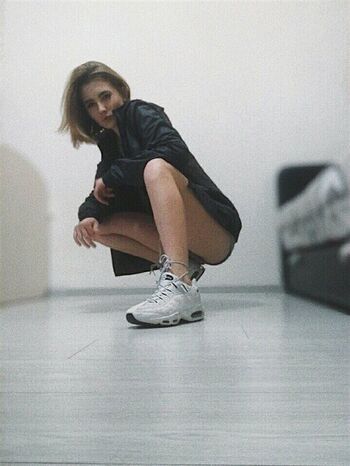 Moondewaele leaked private content