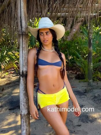 Avery maeex leaked private content
