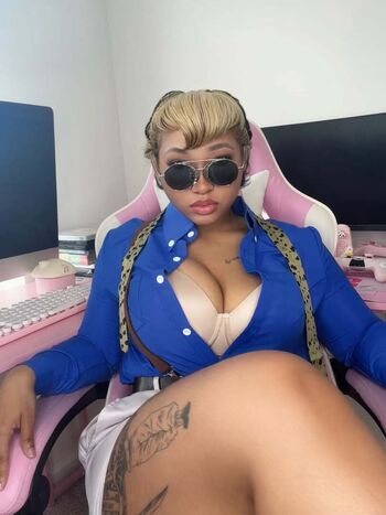 Kikipearl naked leaked private content