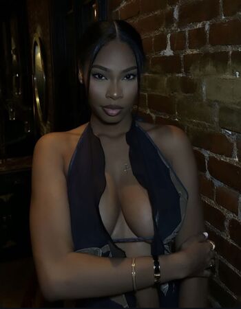 Astridlove/ leaked private content