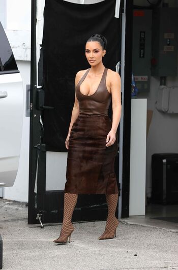 Momorianyan/ leaked private content