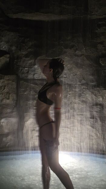 Harpermadi/ leaked private content