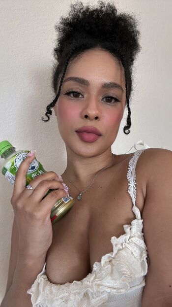 Knimbley leaked private content