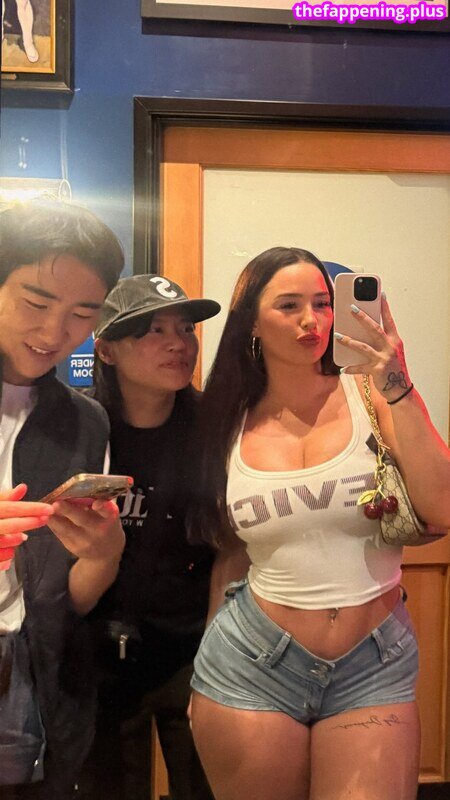 Sexylexi page leaked private content