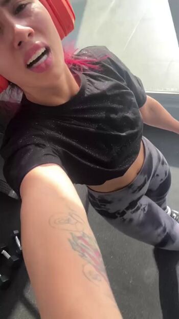 Ainaakjama/ leaked private content