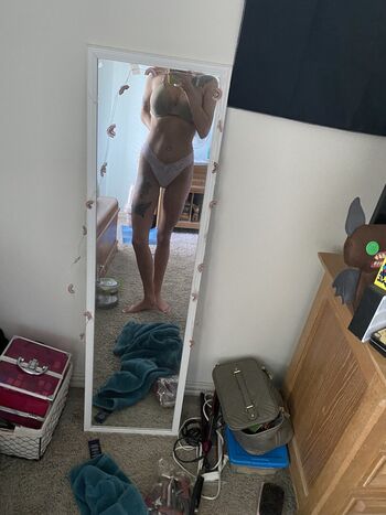 Haesicks / leaked private content