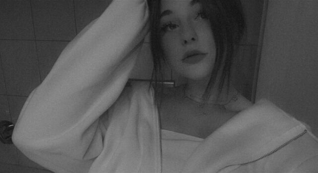 Larissaxadventures leaked private content