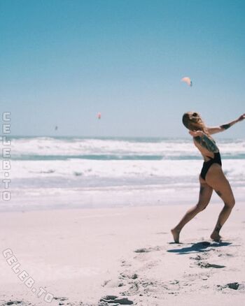 Hena yang/ leaked private content