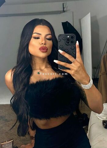 Karinezinhaclos/ leaked private content