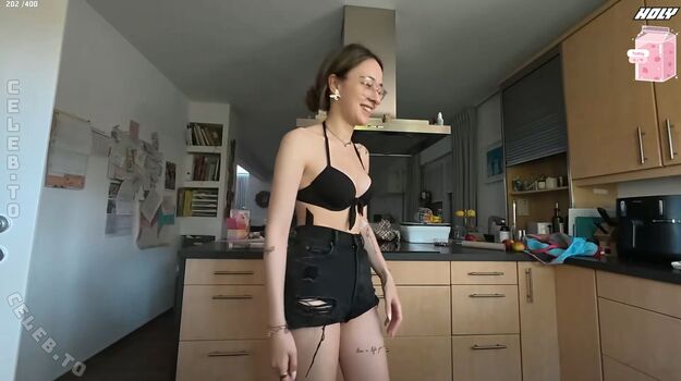 Amarie/ leaked private content