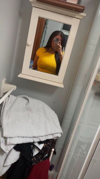 Chxrryxblossom/ leaked private content