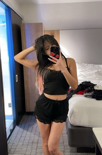 Rprettybaby leaked private content