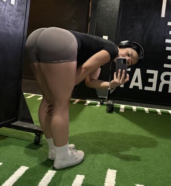 Yourlocalflatweeb/ leaked private content