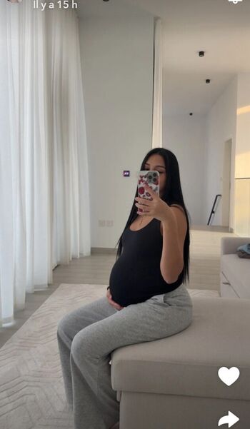 Yureta/ leaked private content