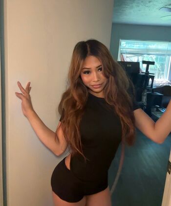 Alexandrabiancaaa/ leaked private content