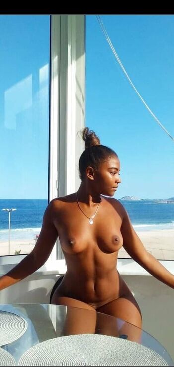 Neringa kriz iu te/ leaked private content