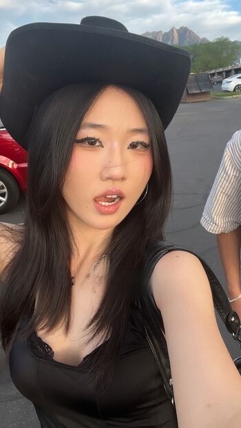 Totallylizey/ leaked private content