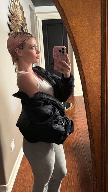Haesicks / leaked private content